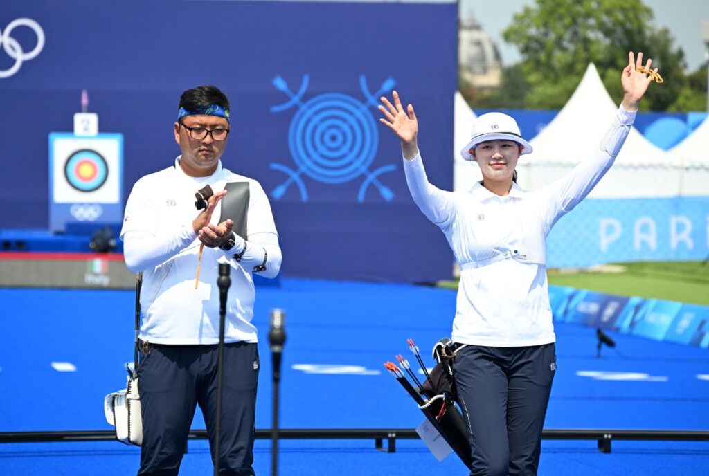 김우진 임시현 양궁 혼성 단체전